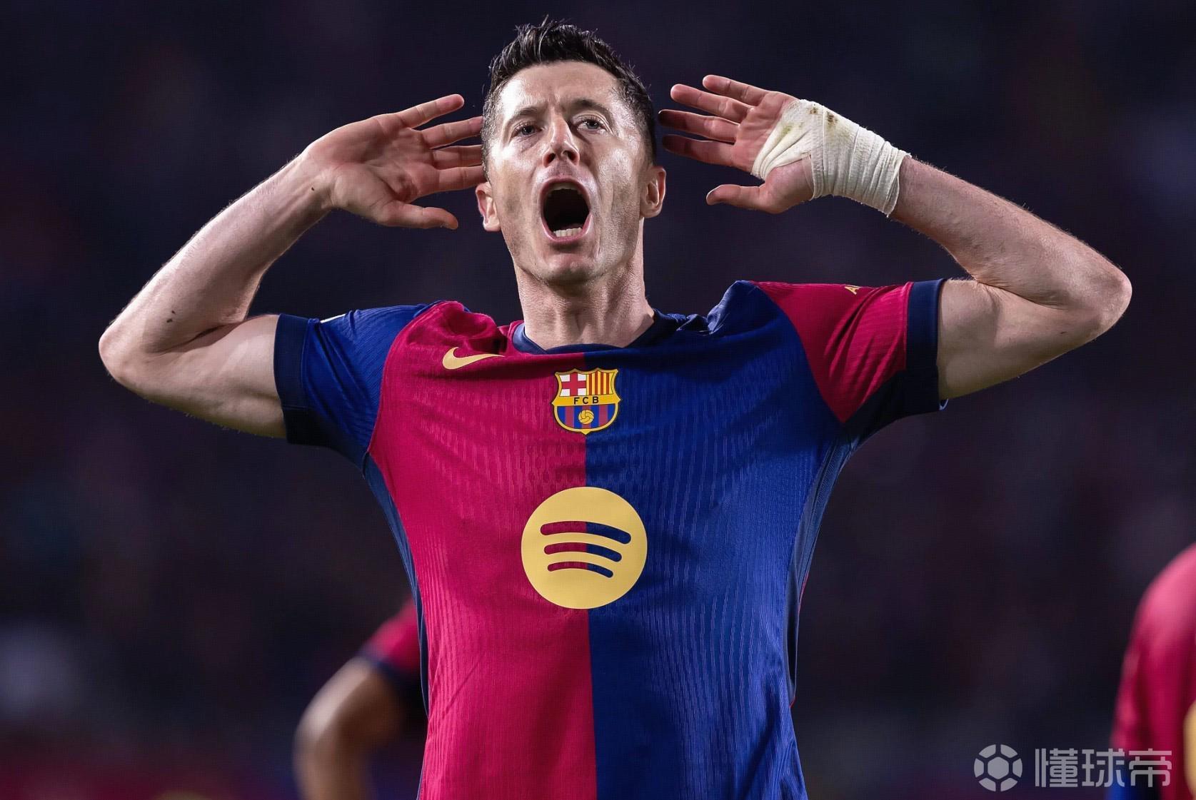 世体：新月和胜利曾超1亿欧年薪报价莱万，但球员现在不想去